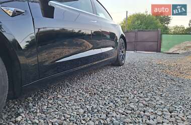 Седан Tesla Model 3 2018 в 