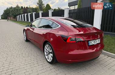 Седан Tesla Model 3 2018 в 