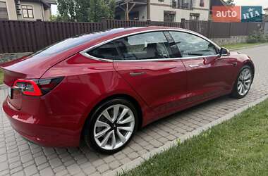 Седан Tesla Model 3 2018 в 