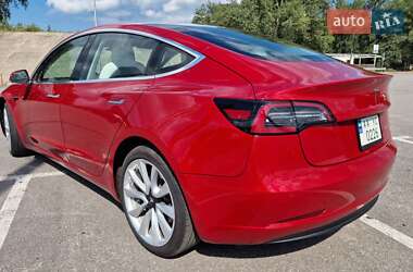 Седан Tesla Model 3 2018 в 