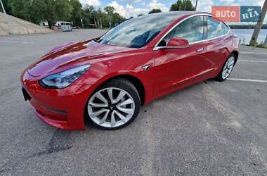 Седан Tesla Model 3 2018 в 