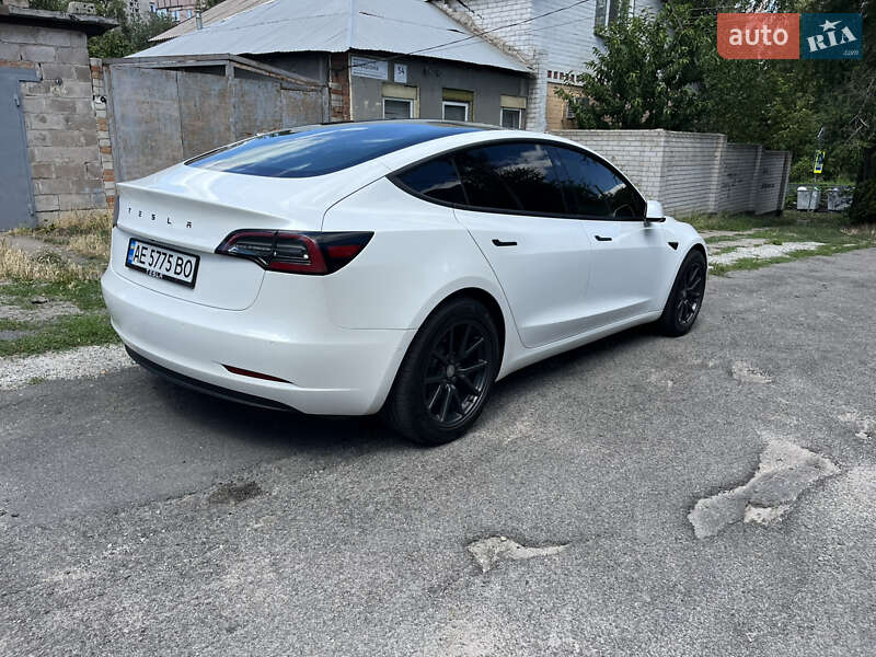 Седан Tesla Model 3 2019 в Днепре