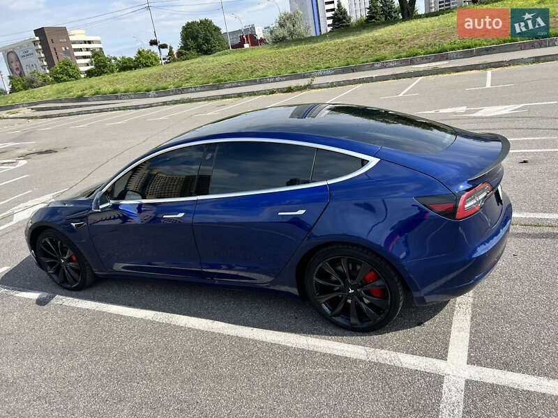 Седан Tesla Model 3 2019 в Киеве фото 8 Седан Tesla Model 3 2019 в Киеве