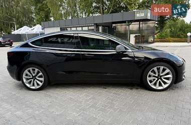 Седан Tesla Model 3 2019 в 