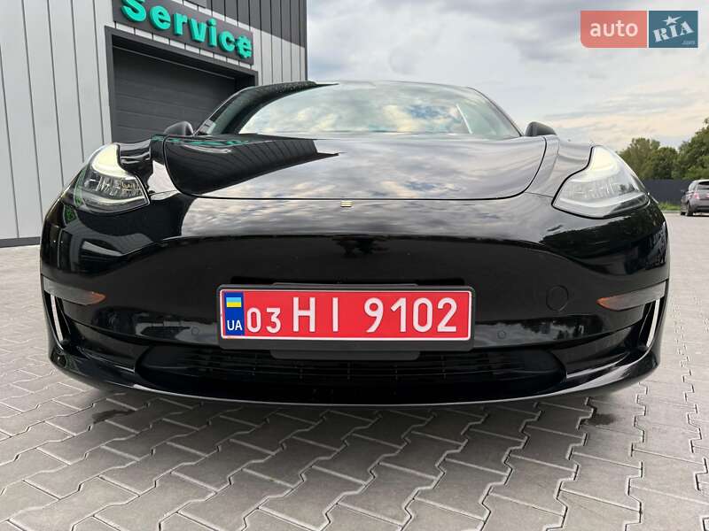 Седан Tesla Model 3 2019 в Владимире