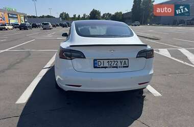 Седан Tesla Model 3 2018 в 