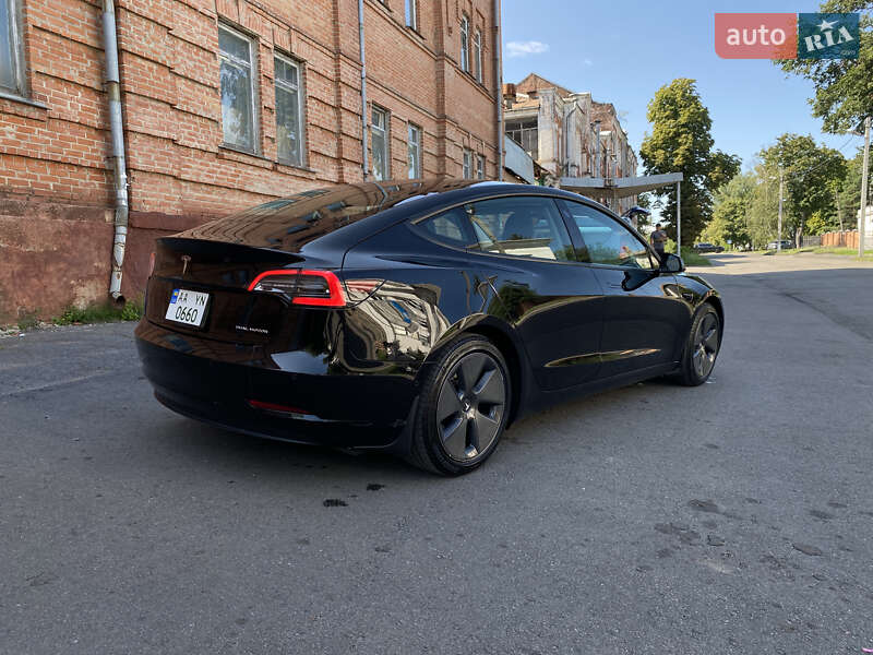 Седан Tesla Model 3 2021 в Полтаве