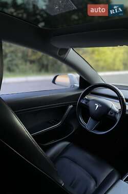 Седан Tesla Model 3 2018 в 
