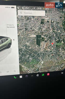 Седан Tesla Model 3 2023 в 