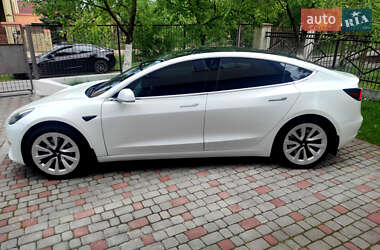 Седан Tesla Model 3 2018 в 