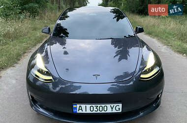 Седан Tesla Model 3 2023 в 