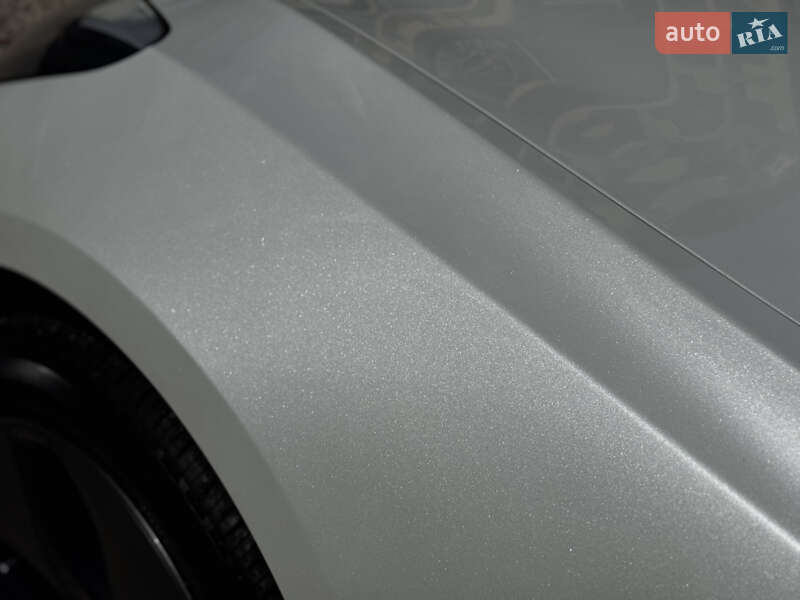 Седан Tesla Model 3 2023 в Житомире