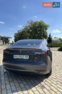 Седан Tesla Model 3 2018 в 