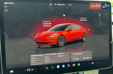 Седан Tesla Model 3 2022 в 