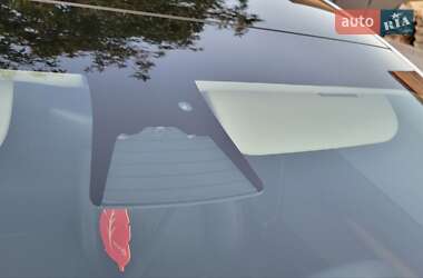 Седан Tesla Model 3 2023 в 
