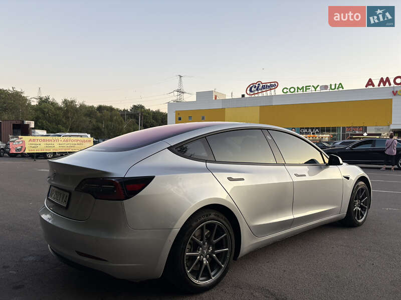 Седан Tesla Model 3 2018 в Запоріжжі