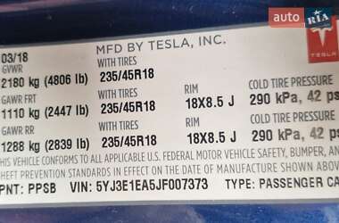 Седан Tesla Model 3 2018 в 
