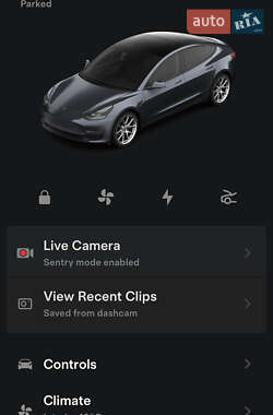 Седан Tesla Model 3 2022 в 