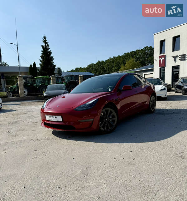 Tesla Model 3 2021