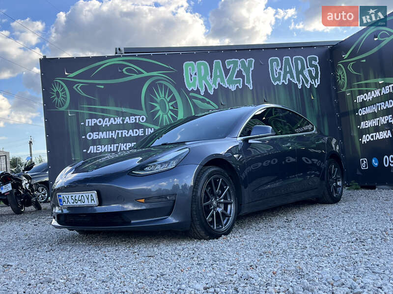 Седан Tesla Model 3 2019 в Харькове