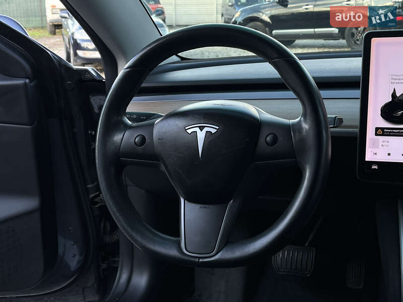 Седан Tesla Model 3 2019 в Харькове
