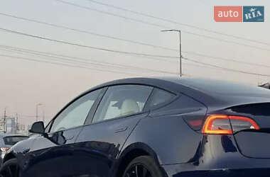 Седан Tesla Model 3 2018 в 