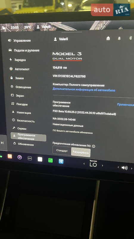 Седан Tesla Model 3 2019 в Киеве