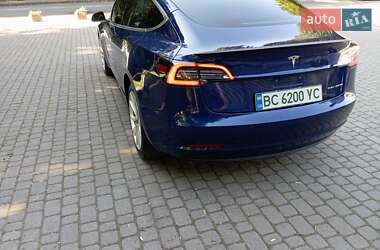 Седан Tesla Model 3 2018 в 