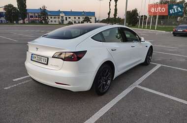 Седан Tesla Model 3 2019 в 