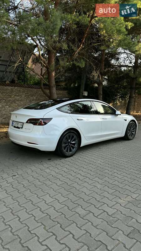 Седан Tesla Model 3 2022 в Луцьку