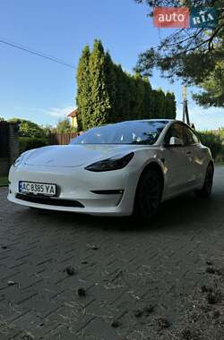 Седан Tesla Model 3 2022 в Луцке