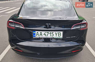 Седан Tesla Model 3 2018 в 
