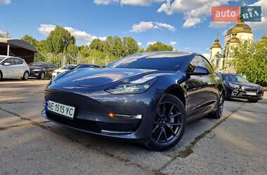 Седан Tesla Model 3 2021 в Дніпрі