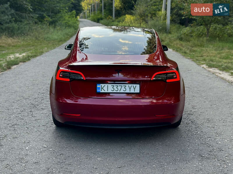 Седан Tesla Model 3 2019 в Києві