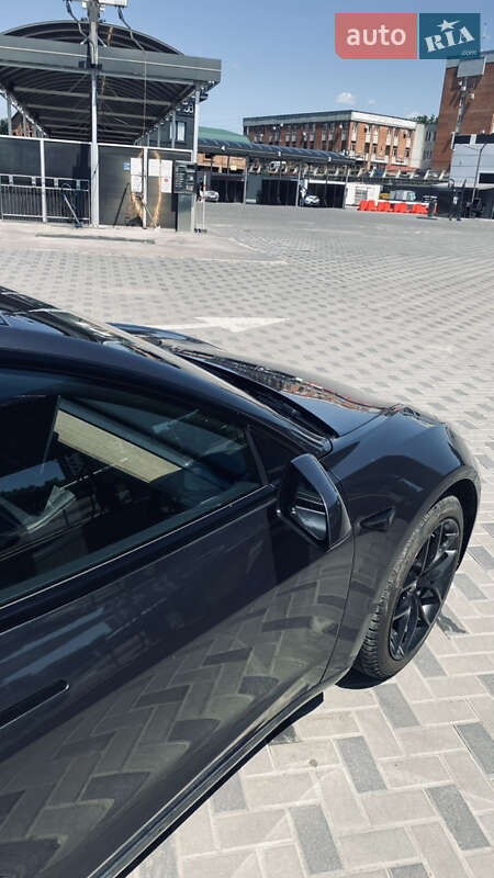 Седан Tesla Model 3 2023 в Полтаве