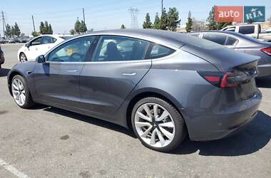 Седан Tesla Model 3 2018 в 
