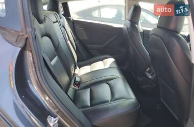 Седан Tesla Model 3 2018 в 