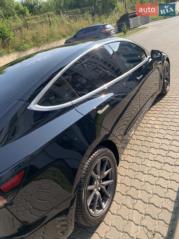 Седан Tesla Model 3 2018 в Ивано-Франковске фото 10 Седан Tesla Model 3 2018 в Ивано-Франковске