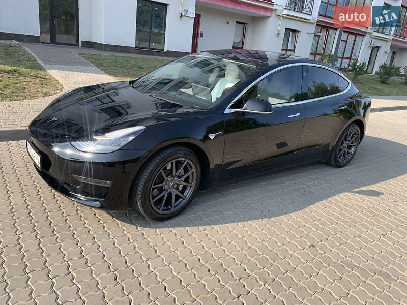 Седан Tesla Model 3 2018 в Ивано-Франковске фото 25 Седан Tesla Model 3 2018 в Ивано-Франковске