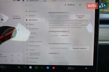 Седан Tesla Model 3 2019 в 