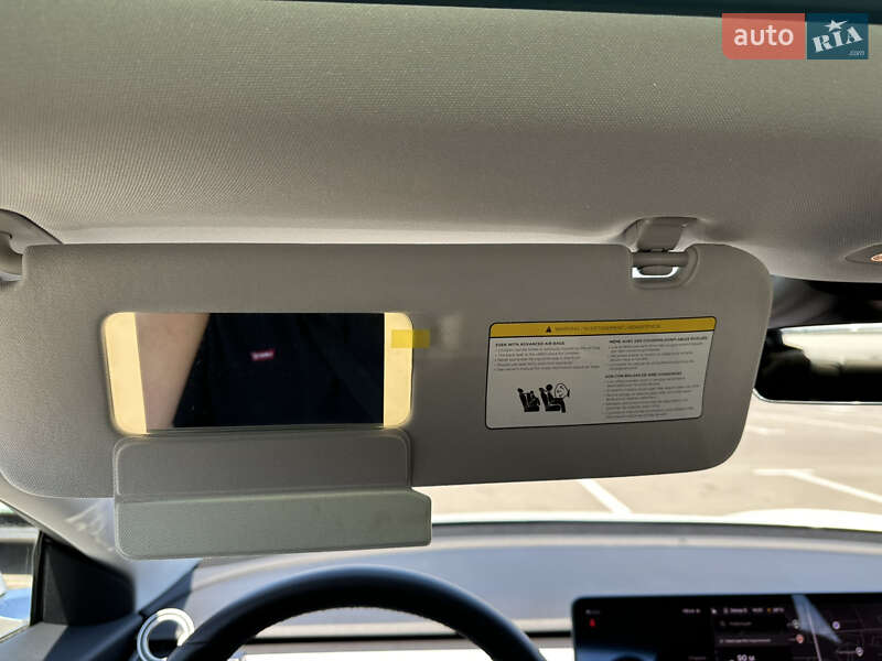 Седан Tesla Model 3 2019 в Києві