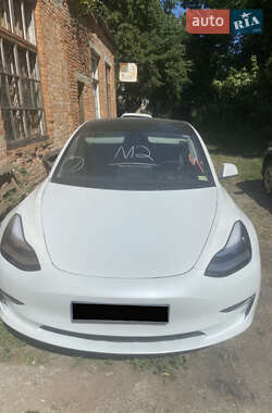 Седан Tesla Model 3 2020 в 