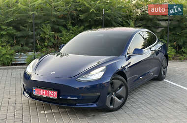 Седан Tesla Model 3 2018 в 