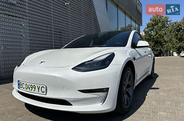 Седан Tesla Model 3 2022 в Львові