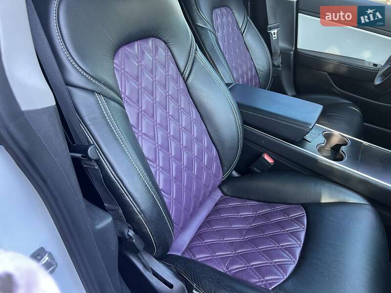 Седан Tesla Model 3 2019 в Білій Церкві