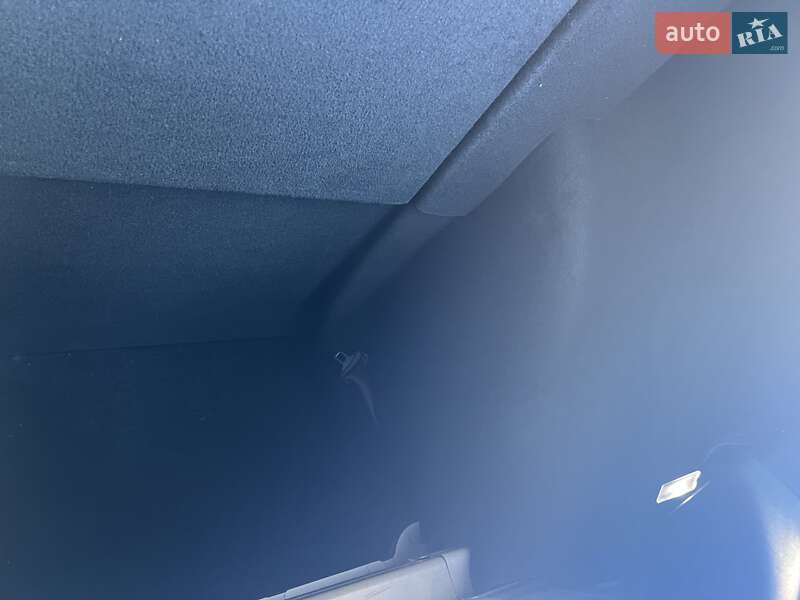 Седан Tesla Model 3 2019 в Білій Церкві