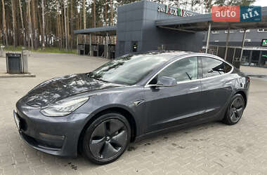 Седан Tesla Model 3 2018 в 