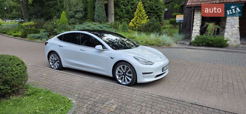 Седан Tesla Model 3 2020 в Львове фото 11 Седан Tesla Model 3 2020 в Львове