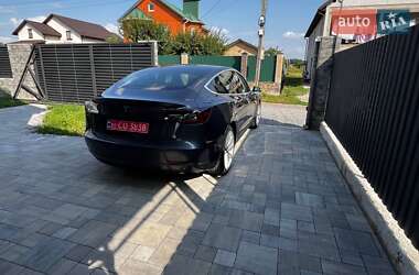 Седан Tesla Model 3 2019 в 
