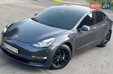 Седан Tesla Model 3 2022 в Виннице